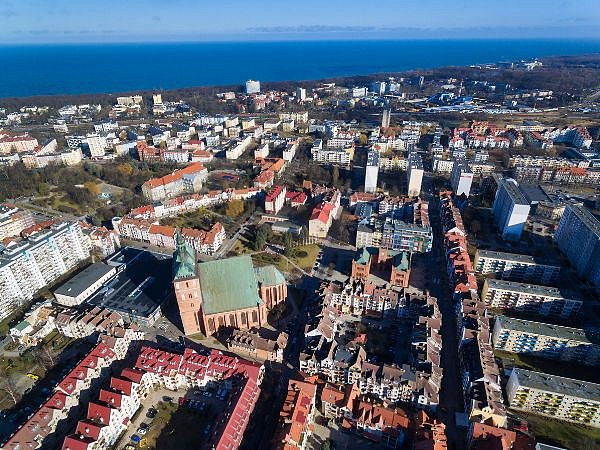 Wakacje nad Bałtykiem - czy warto wybrać hotel, pensjonat czy prywatny apartament?